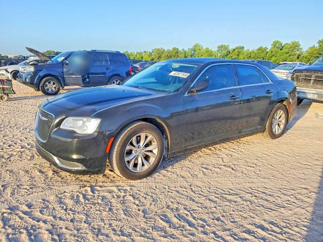 CHRYSLER 300 2016 with VIN 2C3CCAAG1GH135097 - Photo from auction