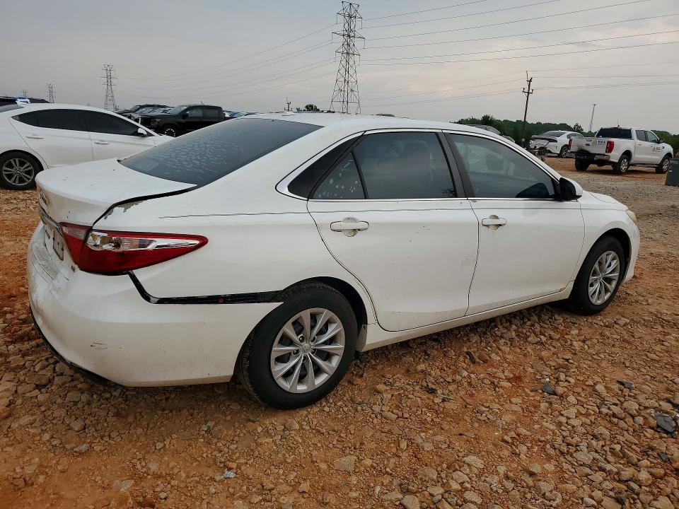 Photo 3 from auction – 2016 TOYOTA CAMRY with VIN 4T4BF1FK1GR564802