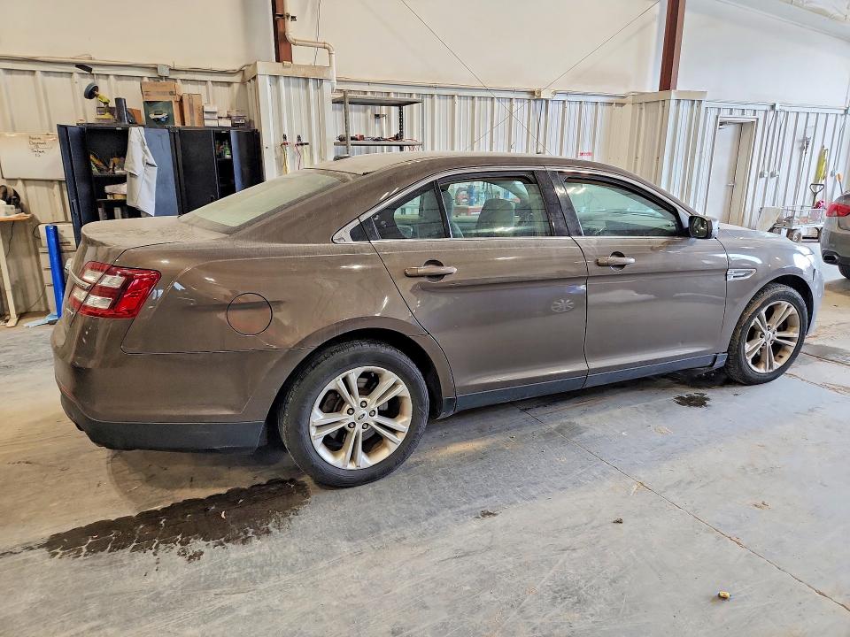 Photo 3 from auction – 2015 FORD TAURUS with VIN 1FAHP2D88FG176262