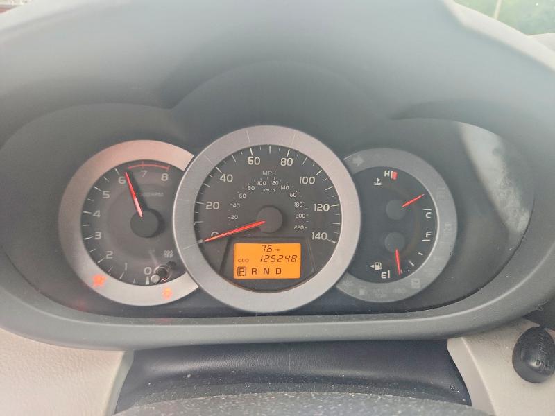 Photo 9 from auction – 2011 TOYOTA RAV4 with VIN 2T3BF4DV0BW096358