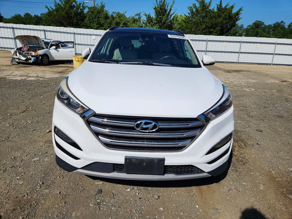 Photo 5 from auction – 2017 HYUNDAI TUCSON with VIN KM8J3CA22HU289010