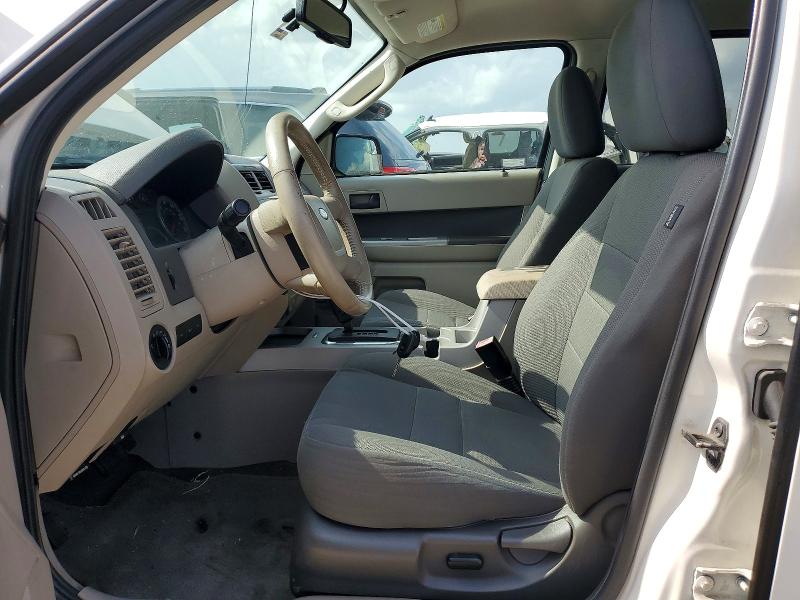 Photo 7 from auction – 2010 FORD ESCAPE with VIN 1FMCU0D79AKB24682