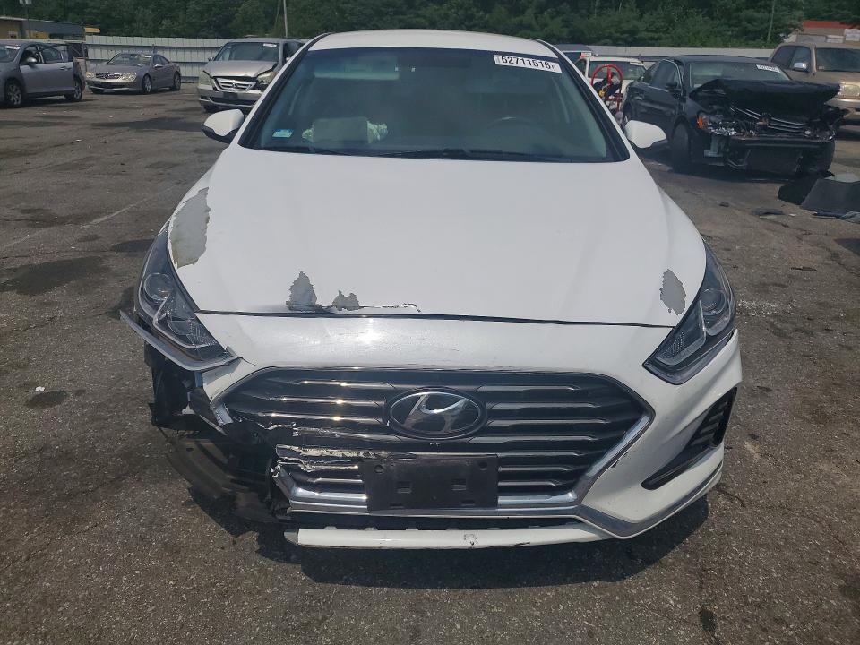 Photo 5 from auction – 2018 HYUNDAI SONATA with VIN 5NPE34AF7JH646194