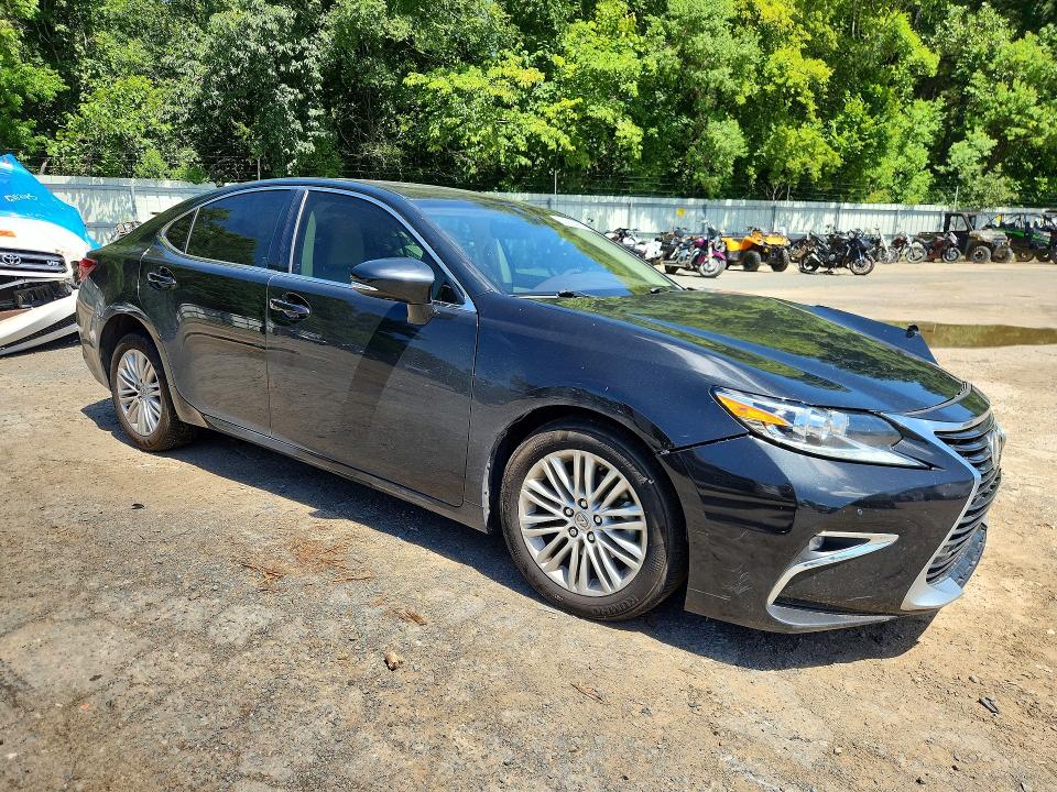 Photo 4 from auction – 2017 LEXUS ES with VIN JTHBK1GG2H2251743