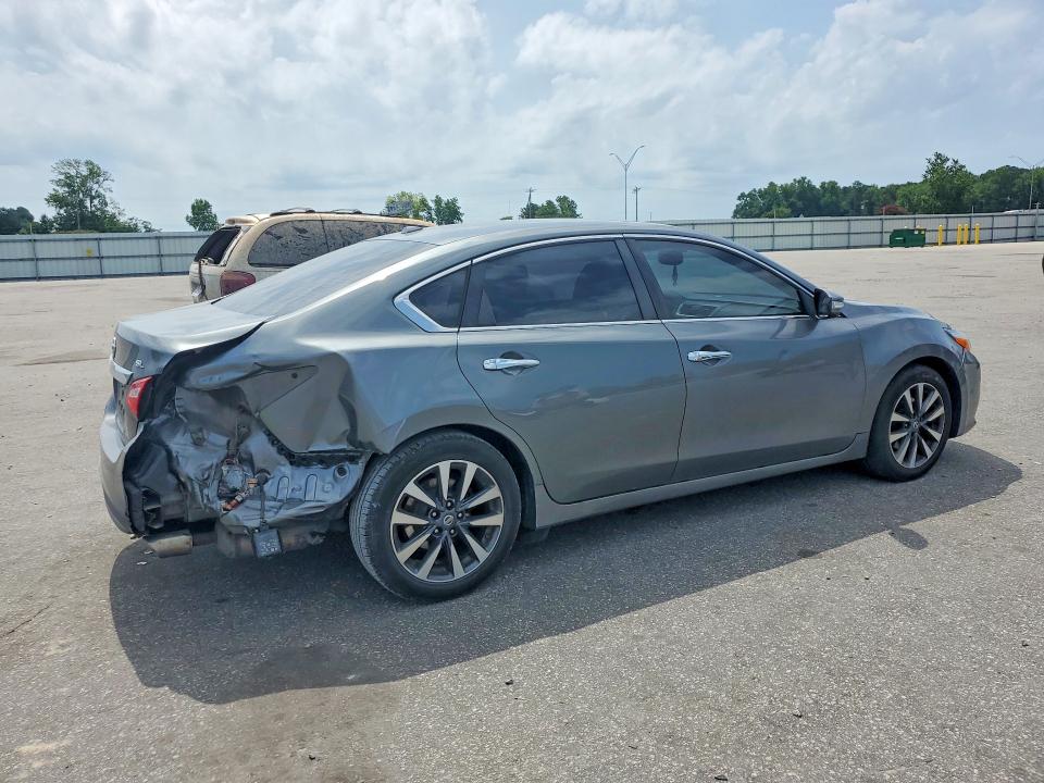 Photo 3 from auction – 2017 NISSAN ALTIMA with VIN 1N4AL3AP2HC212519