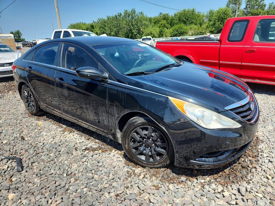 Photo 4 from auction – 2012 HYUNDAI SONATA with VIN 5NPEB4AC5CH433742