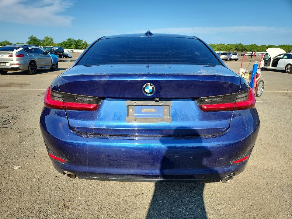 Photo 6 from auction – 2020 BMW 330XI with VIN 3MW5R7J08L8B36631