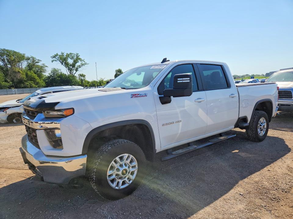 CHEVROLET SILVERADO 2022 with VIN 2GC4YNE73N1208379 - Photo from auction