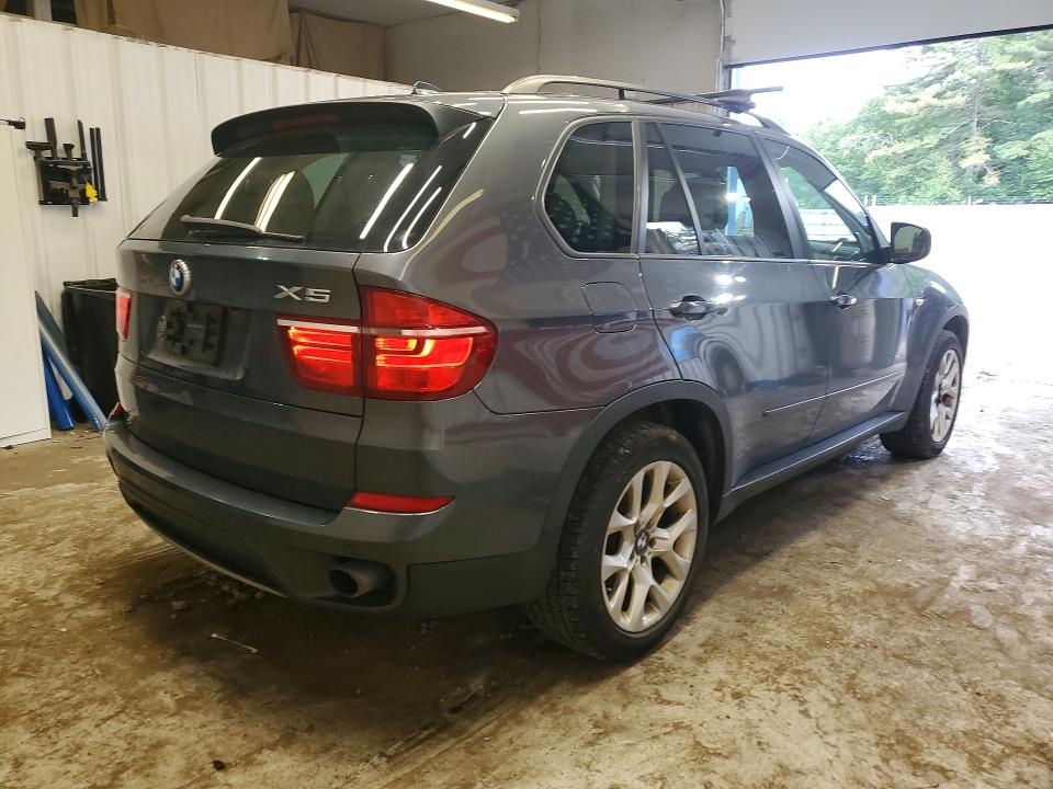 Photo 3 from auction – 2011 BMW X5 with VIN 5UXZV4C54BL412378