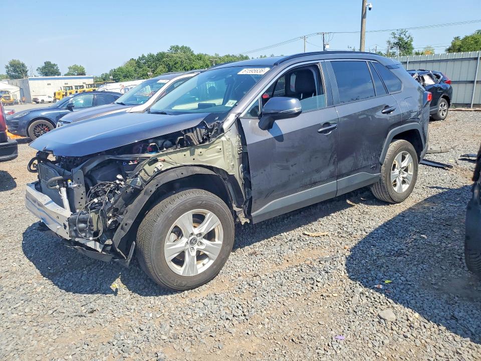 Photo 1 from auction – 2021 TOYOTA RAV4 with VIN 4T3RWRFV4MU047353