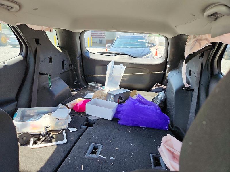 Photo 10 from auction – 2019 CHEVROLET EQUINOX with VIN 2GNAXTEV9K6238842