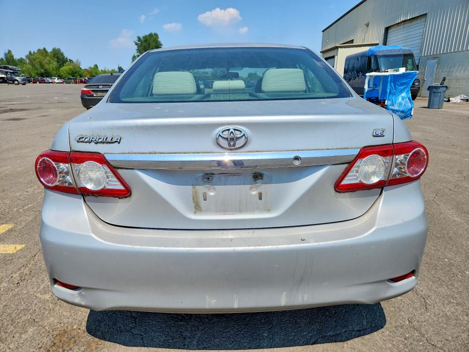 Photo 6 from auction – 2011 TOYOTA COROLLA with VIN JTDBU4EE7B9165843