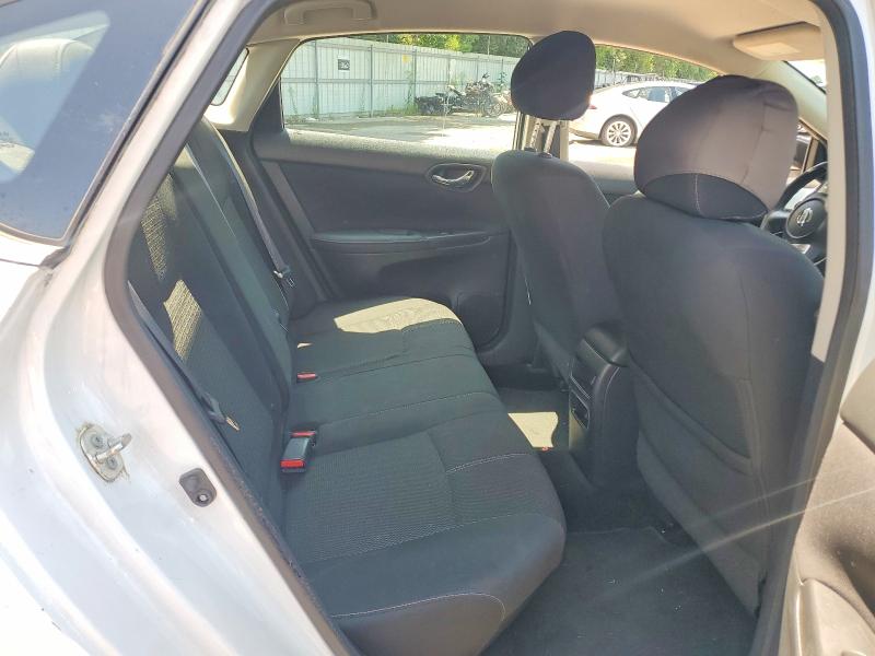 Photo 10 from auction – 2018 NISSAN SENTRA with VIN 3N1AB7AP4JY243680