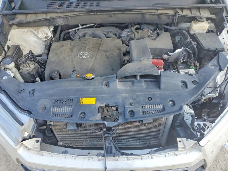 Photo 12 from auction – 2017 TOYOTA HIGHLANDER with VIN 5TDJZRFH9HS365474