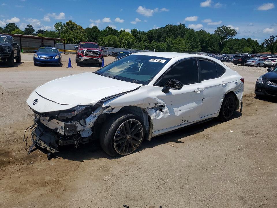 TOYOTA CAMRY 2025 with VIN 4T1DAACK1SU648312 - Photo from auction