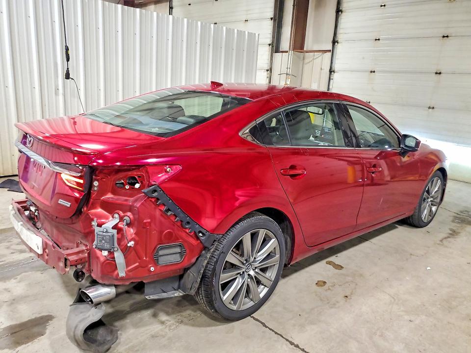 Photo 3 from auction – 2018 MAZDA 6 with VIN JM1GL1WY7J1334997