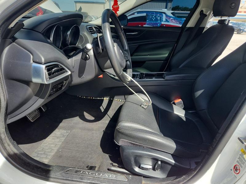Photo 7 from auction – 2019 JAGUAR XE with VIN SAJAD4FX2KCP48966