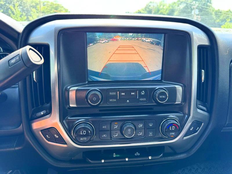Photo 11 from auction – 2016 CHEVROLET SILVERADO with VIN 3GCUKRECXGG240147