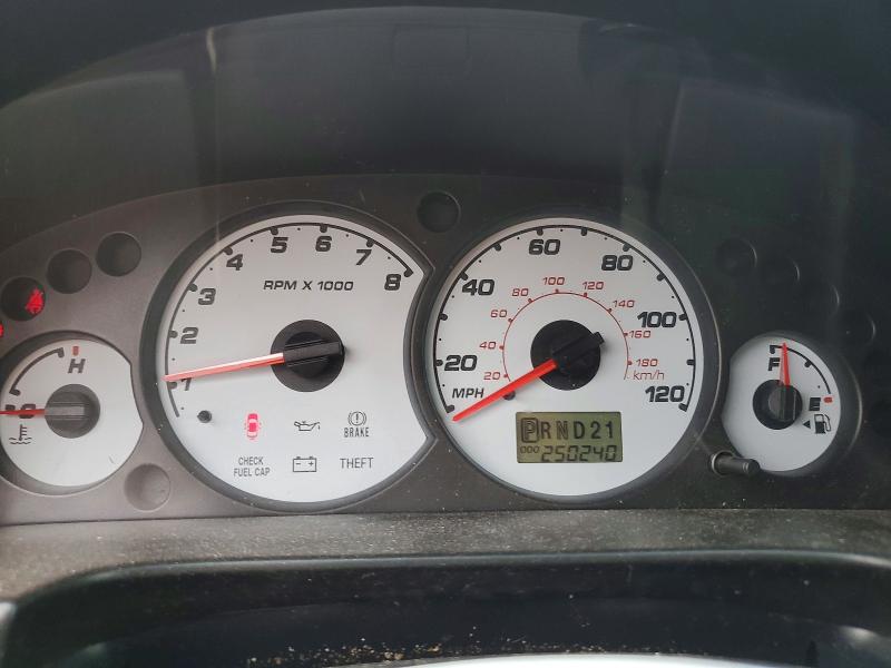 Photo 9 from auction – 2001 FORD ESCAPE with VIN 1FMYU04151KA33961
