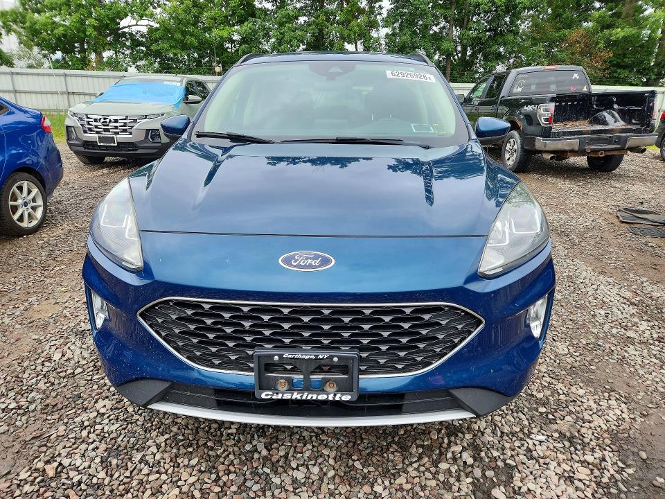 Photo 5 from auction – 2020 FORD ESCAPE with VIN 1FMCU9H61LUA13234