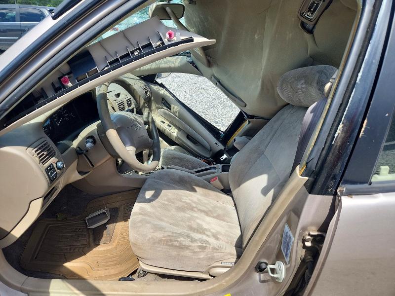 Photo 7 from auction – 2000 TOYOTA COROLLA with VIN 2T1BR18E8YC326828