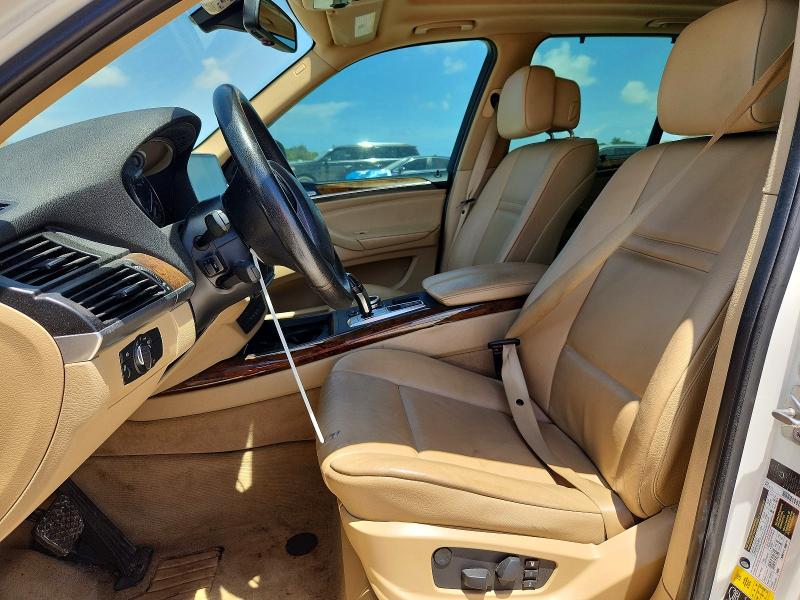 Photo 7 from auction – 2011 BMW X5 with VIN 5UXZV4C56BL738232