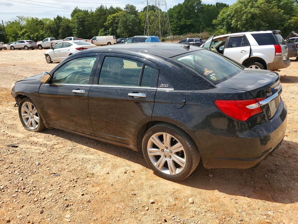 Photo 2 from auction – 2012 CHRYSLER 200 with VIN 1C3CCBCB6CN176009