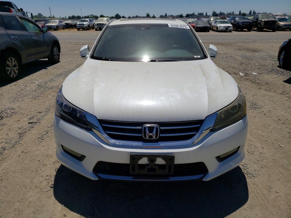 Photo 5 from auction – 2015 HONDA ACCORD with VIN 1HGCR2F85FA143333