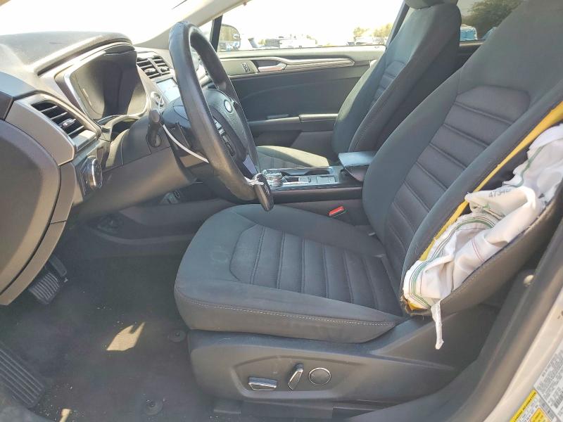 Photo 7 from auction – 2017 FORD FUSION with VIN 3FA6P0HDXHR336219