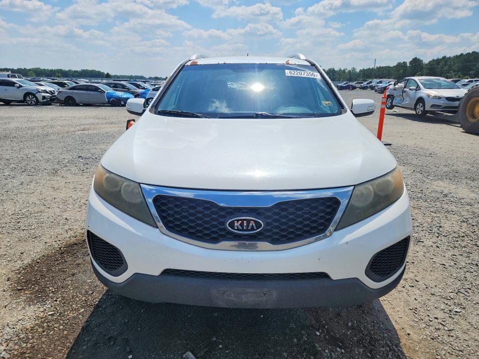 Photo 5 from auction – 2011 KIA SORENTO with VIN 5XYKTDA23BG074016