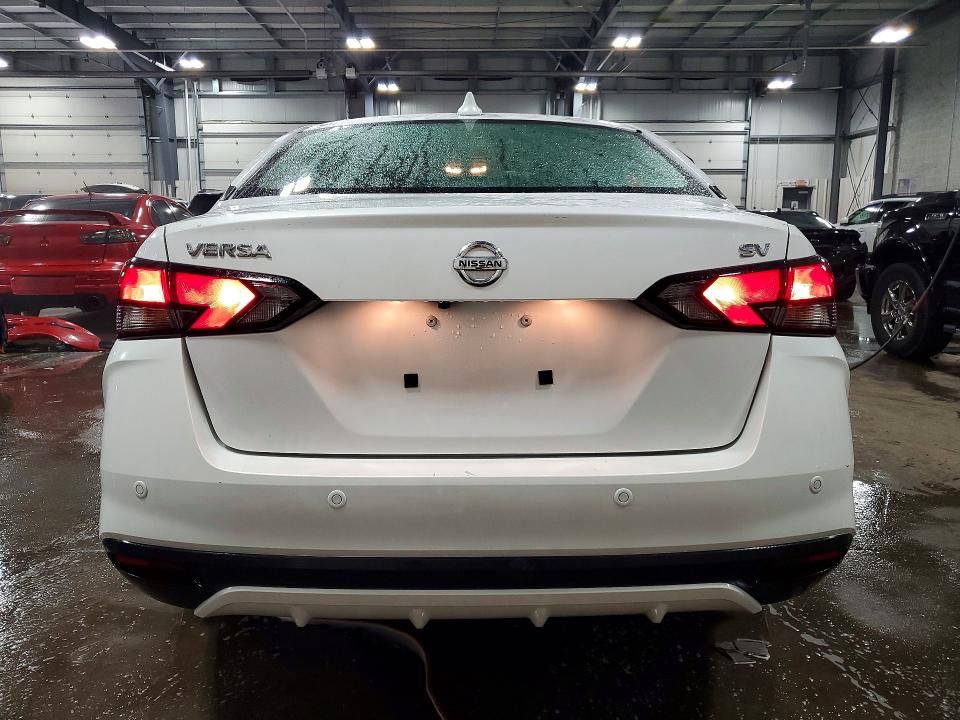 Photo 6 from auction – 2022 NISSAN VERSA with VIN 3N1CN8EV0NL849527