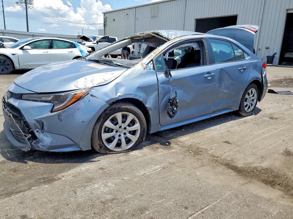 TOYOTA COROLLA 2023 with VIN 5YFB4MDE4PP054640 - Photo from auction