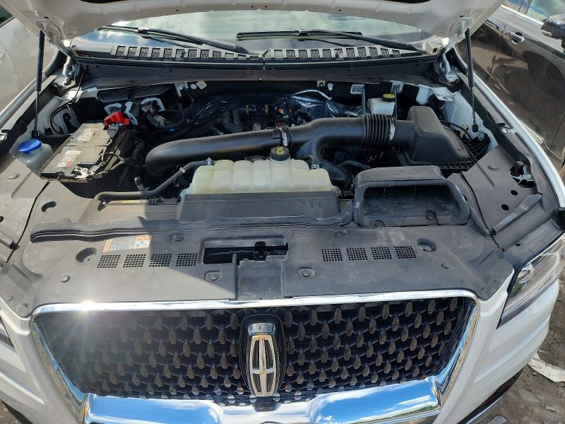 Photo 12 from auction – 2024 LINCOLN NAVIGATOR with VIN 5LMJJ2TG8REL01808