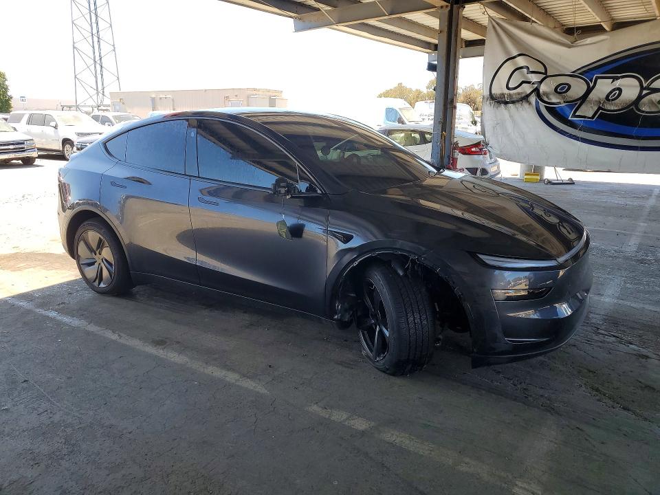 Фото 4 с аукциона – 2026 TESLA MODEL Y с VIN 7SAYGDEE6TF632164