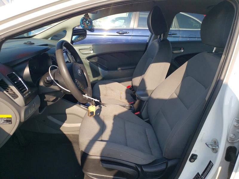 Photo 7 from auction – 2017 KIA FORTE with VIN 3KPFK4A75HE083001