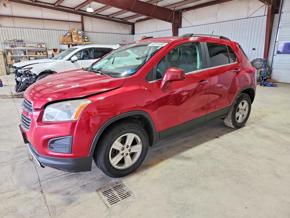 CHEVROLET TRAX 2015 with VIN KL7CJRSB3FB072897 - Photo from auction