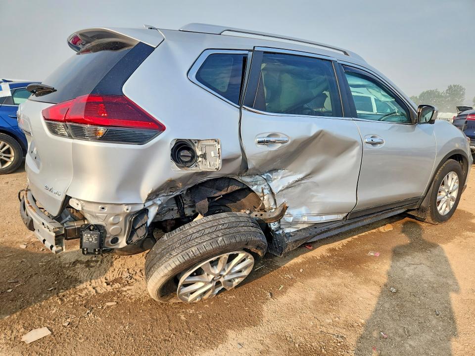 Photo 3 from auction – 2018 NISSAN ROGUE with VIN KNMAT2MV9JP536743