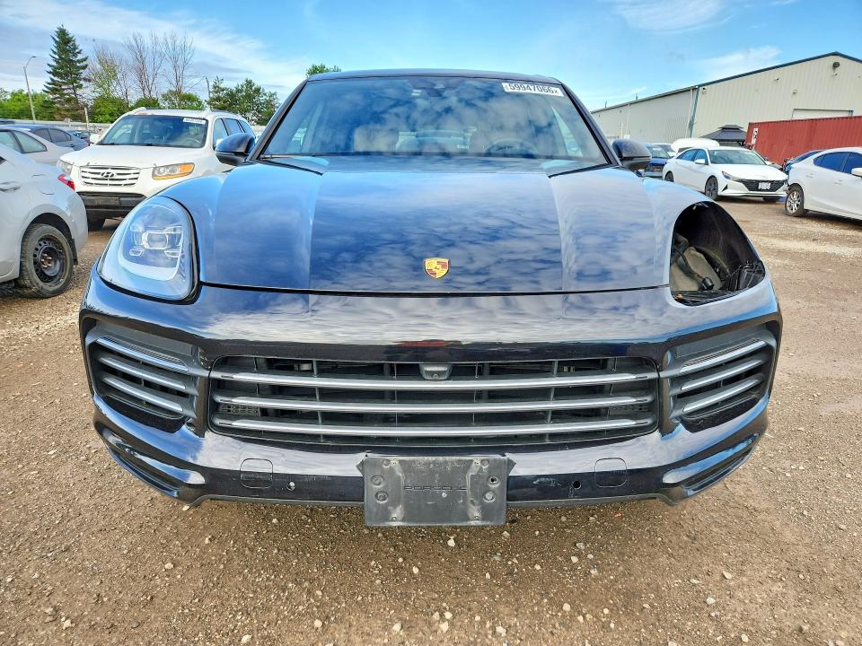 Photo 5 from auction – 2022 PORSCHE CAYENNE with VIN WP1AA2AY4NDA05055