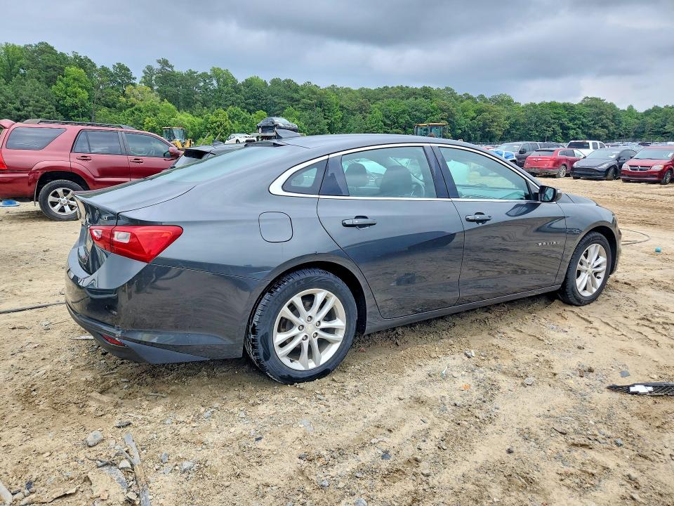 Photo 3 from auction – 2018 CHEVROLET MALIBU with VIN 1G1ZD5ST0JF171872