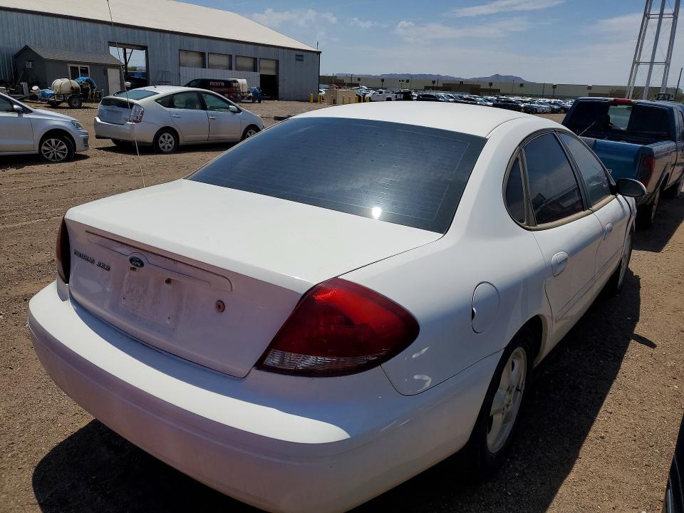 Photo 3 from auction – 2004 FORD TAURUS with VIN 1FAFP55U74A124271