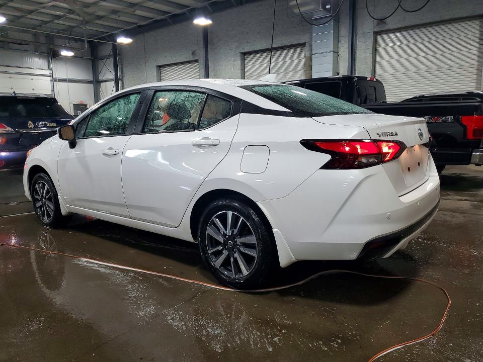 Photo 2 from auction – 2022 NISSAN VERSA with VIN 3N1CN8EV0NL849527