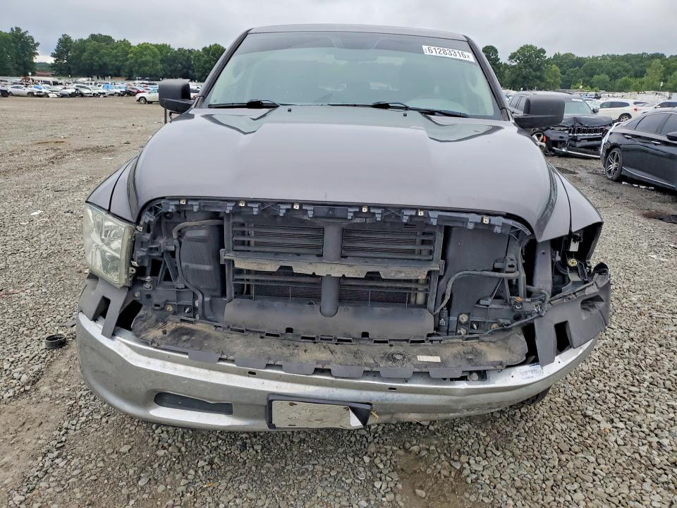 Photo 5 from auction – 2018 RAM 1500 with VIN 1C6RR6FG0JS349953