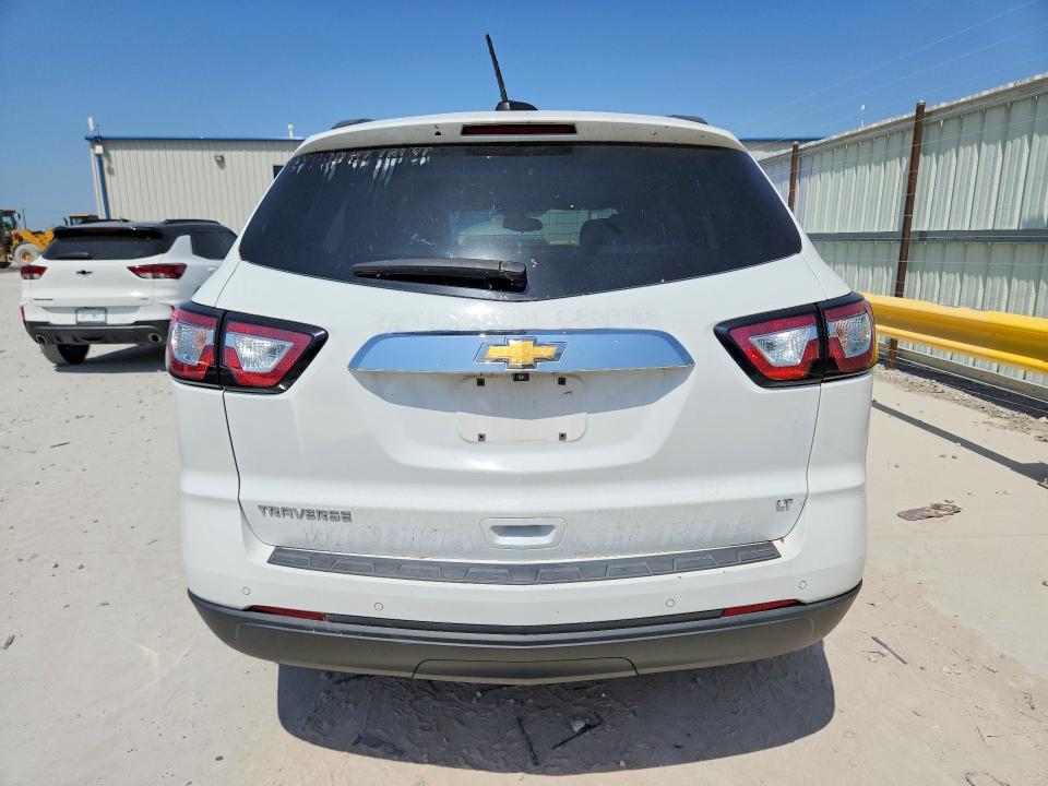 Photo 6 from auction – 2017 CHEVROLET TRAVERSE with VIN 1GNKRGKD6HJ258592