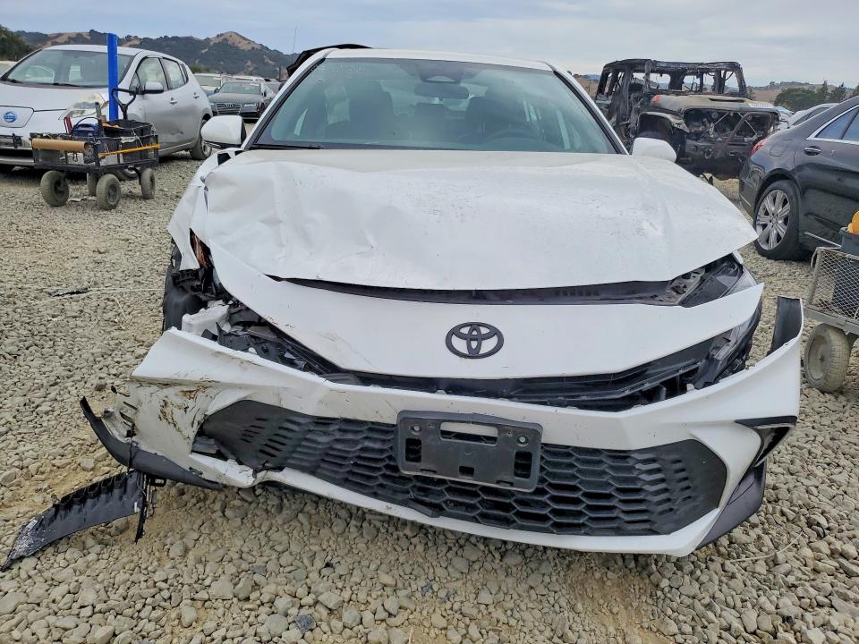 Photo 5 from auction – 2025 TOYOTA CAMRY with VIN 4T1DAACK4SU553470