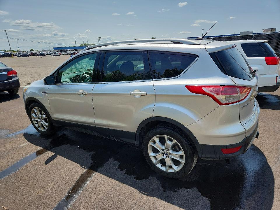 Photo 2 from auction – 2014 FORD ESCAPE with VIN 1FMCU9J93EUD08178