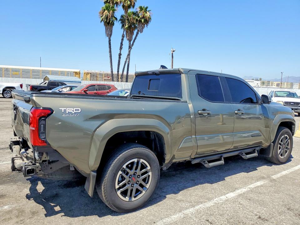 Photo 3 from auction – 2026 TOYOTA TACOMA with VIN 3TMLB5JN7TM210840
