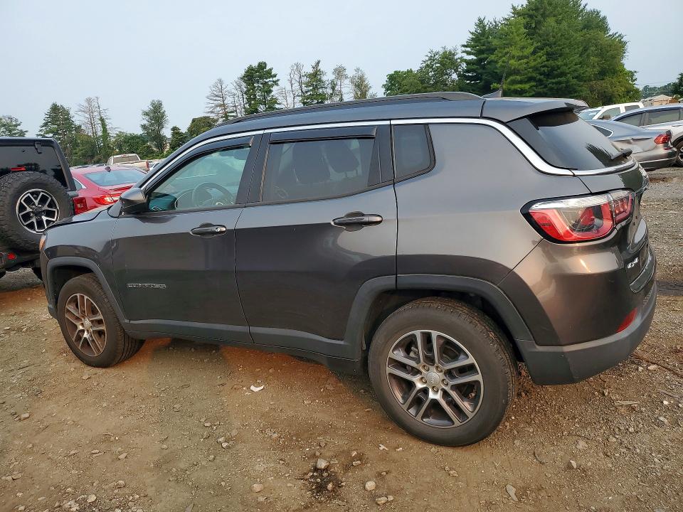 Фото 2 с аукциона – 2018 JEEP COMPASS с VIN 3C4NJDBB8JT178669