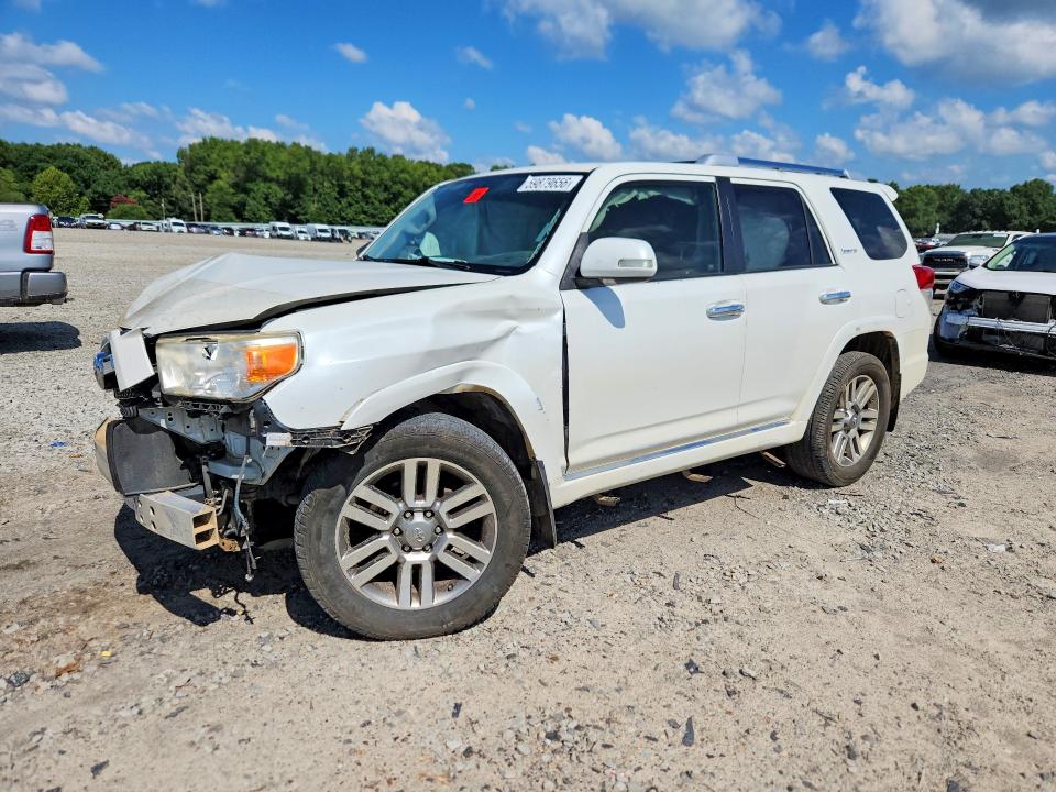 TOYOTA 4RUNNER 2013 with VIN JTEZU5JRXD5059504 - Photo from auction