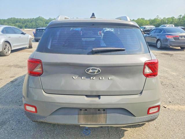 Photo 6 from auction – 2022 HYUNDAI VENUE with VIN KMHRC8A33NU151352
