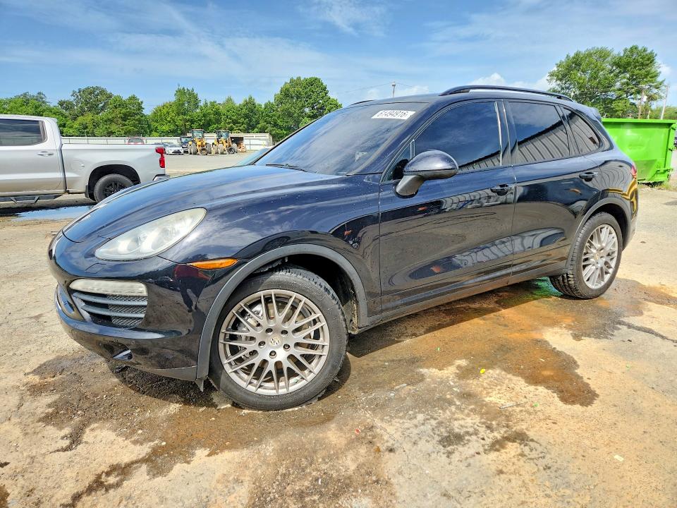 2013 PORSCHE CAYENNE